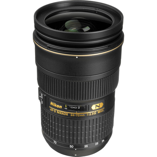 Nikon 24–70mm f/2.8 (Pre-Owned)